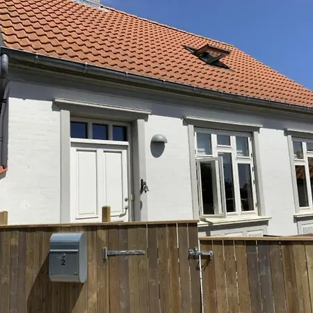 Skont Feriehus Midt I Marstal. Hébergement de vacances Marstal