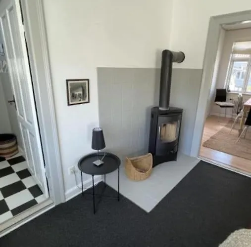 Casa de Férias Skont Feriehus Midt I Marstal. *